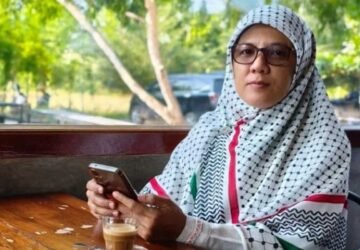 Ketika Algoritma Menjawab, Ulama Membimbing: Mengapa AI tak Dapat Menggantikan Peran Ahli Agama?