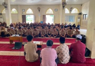 MAS Ulumul Qur’an Banda Aceh Hadirkan Sejarah Perjuangan Bangsa Lewat Film Radio Rimba Raya dan Cut Nyak Dhien